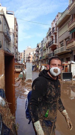 Santiago Frogoni, el uruguayo que asistió tras el pasaje de la DANA en Valencia