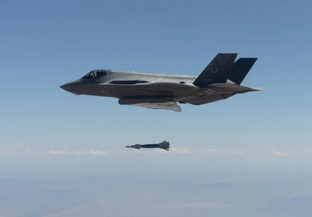 El caza de quinta generación F-35B es el avión más avanzado que tienen las Fuerzas Armadas estadounidenses.