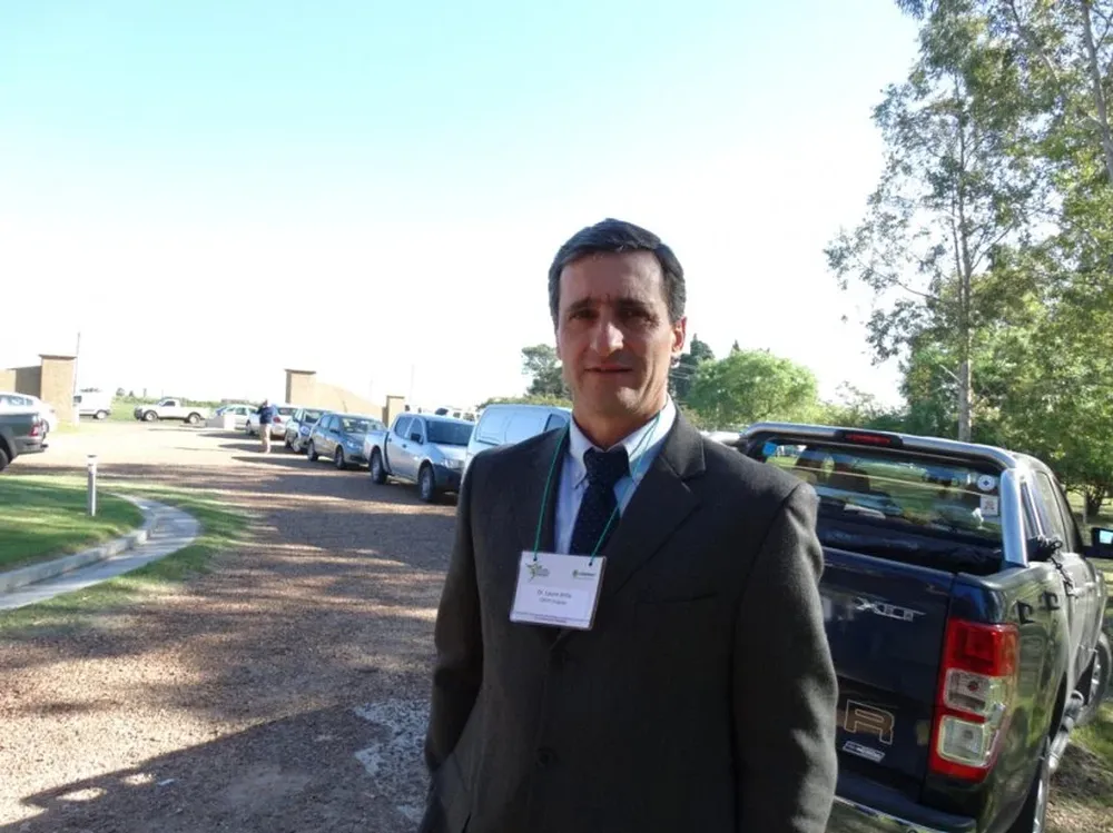 El presidente del Centro Médico Veterinario de Paysandú, Lauro Artía, destacó los desafío del sector