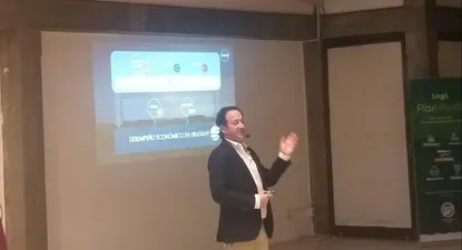 El economista Ignacio Munyo disertó en Florida.