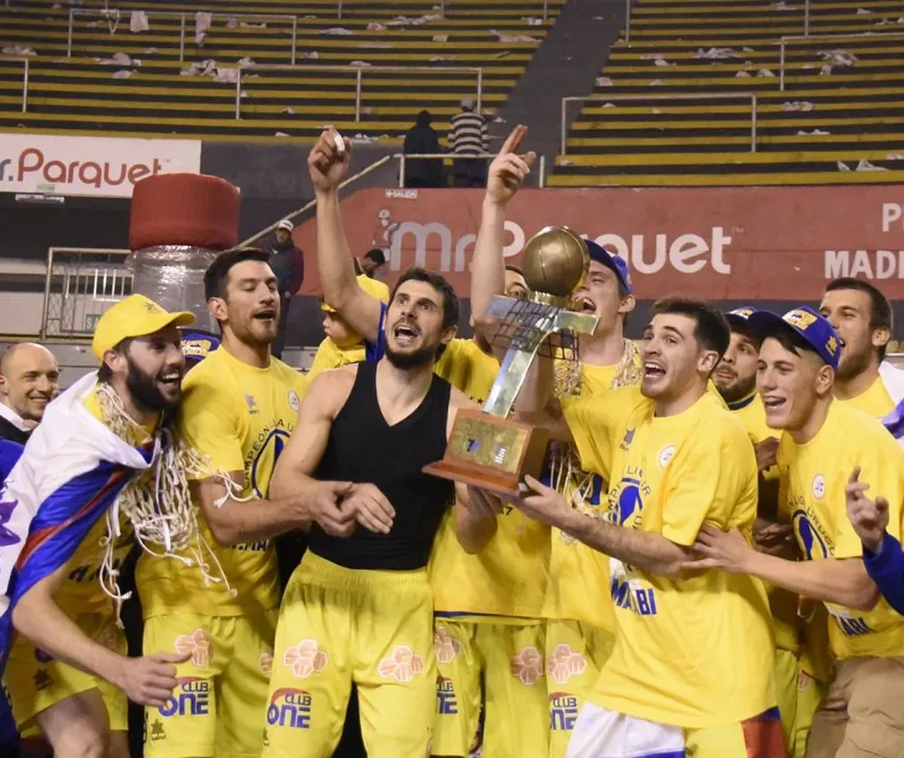Hebraica Macabi campeón