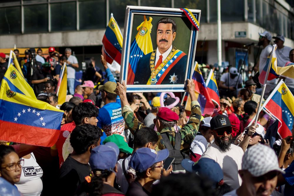 Marcha en Caracas en apoyo a Maduro