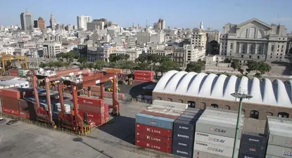 Lobraus confirma realización de centro logístico en el puerto