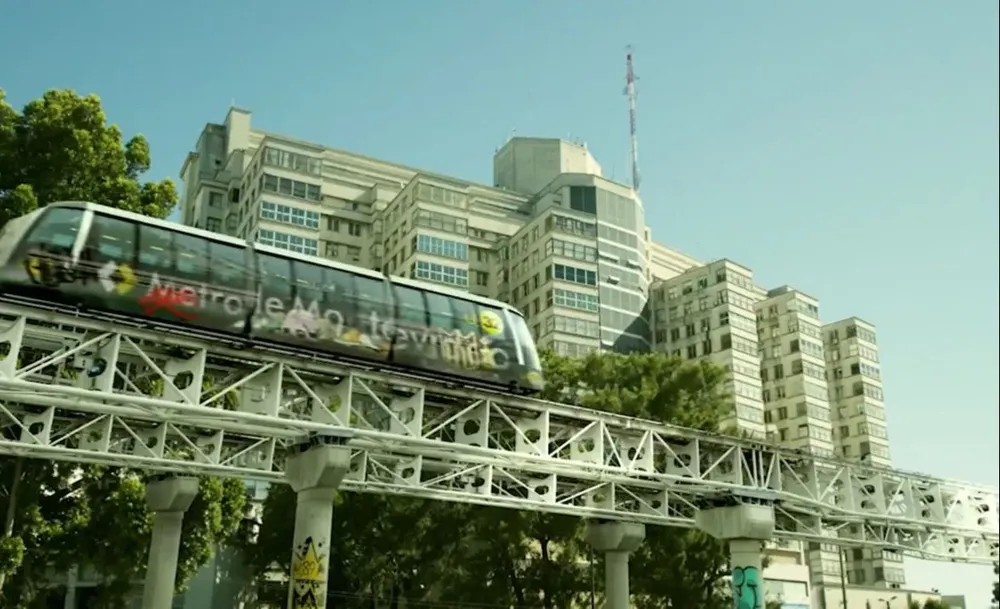 La serie imagina a Montevideo con metro desde hace 25 años