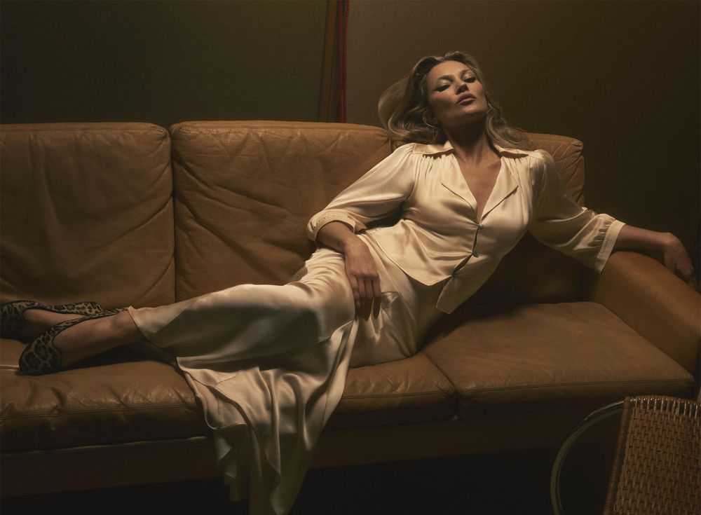 Kate Moss protagoniza la campaña de la primera colección cápsula que diseñó para Zara. EFE