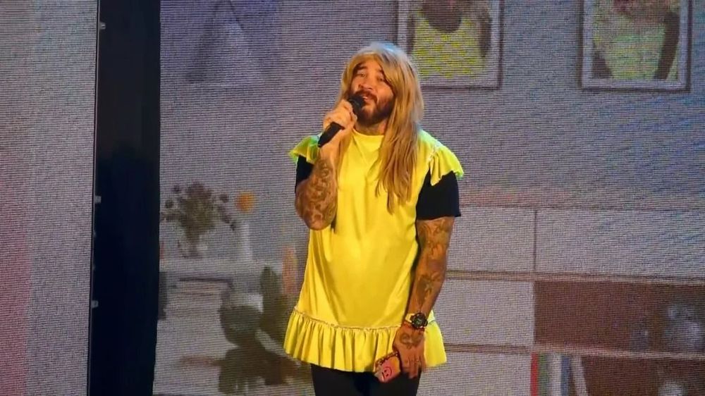 La Jenny, el actor argentino fue echado del teatro al no querer sacarse fotos con la gente