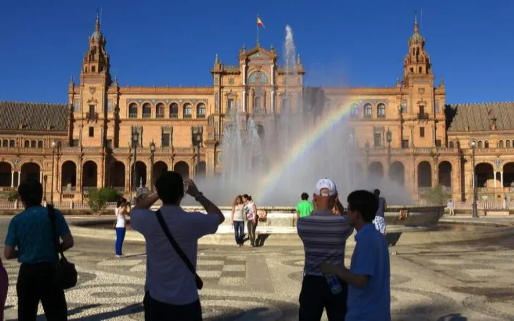 Turistas en España