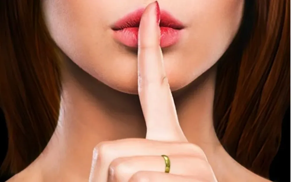 La imagen que caracteriza al sitio AshleyMadison.com, cuyo lema es “la vida es corta. Ten un affaire“