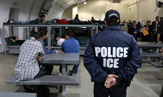 El plan del ICE para inaugurar el mandato de Trump: redadas masivas contra migrantes en Chicago