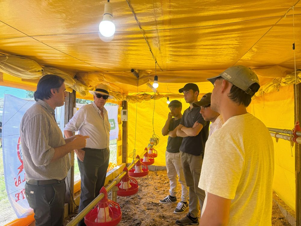 Adrián Peña es el nombre de las instalaciones inauguradas en la escuela agraria de San Ramón.