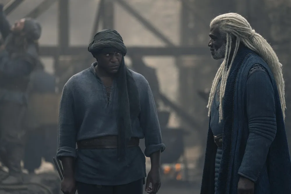 La serie de Max House of the Dragon también se puede leer. Existen varios libros para los fanáticos de Westeros. @HouseofDragon