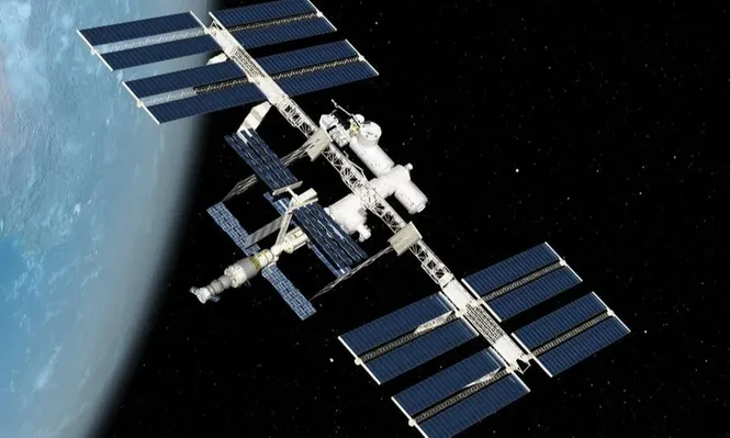 La Estación Espacial Internacional se encuentra a casi 400 kilómetros de distancia de la Tierra.