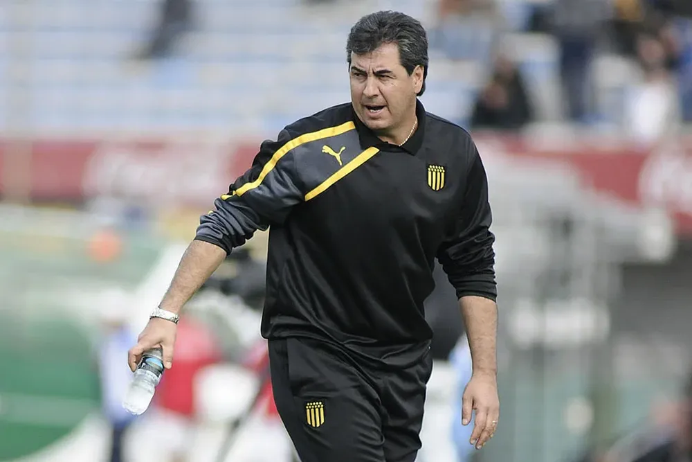 El Polilla opinó sobre la futura definición del Uruguayo