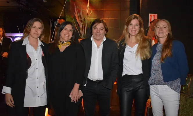 Valentina Artagaveytia,María josé Scremini, Álvaro Marchand, Renata Campomar y Soledad Ortiz