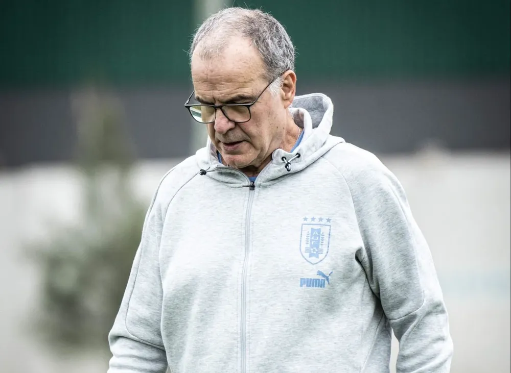 Bielsa dirigirá su primer partido en Uruguay