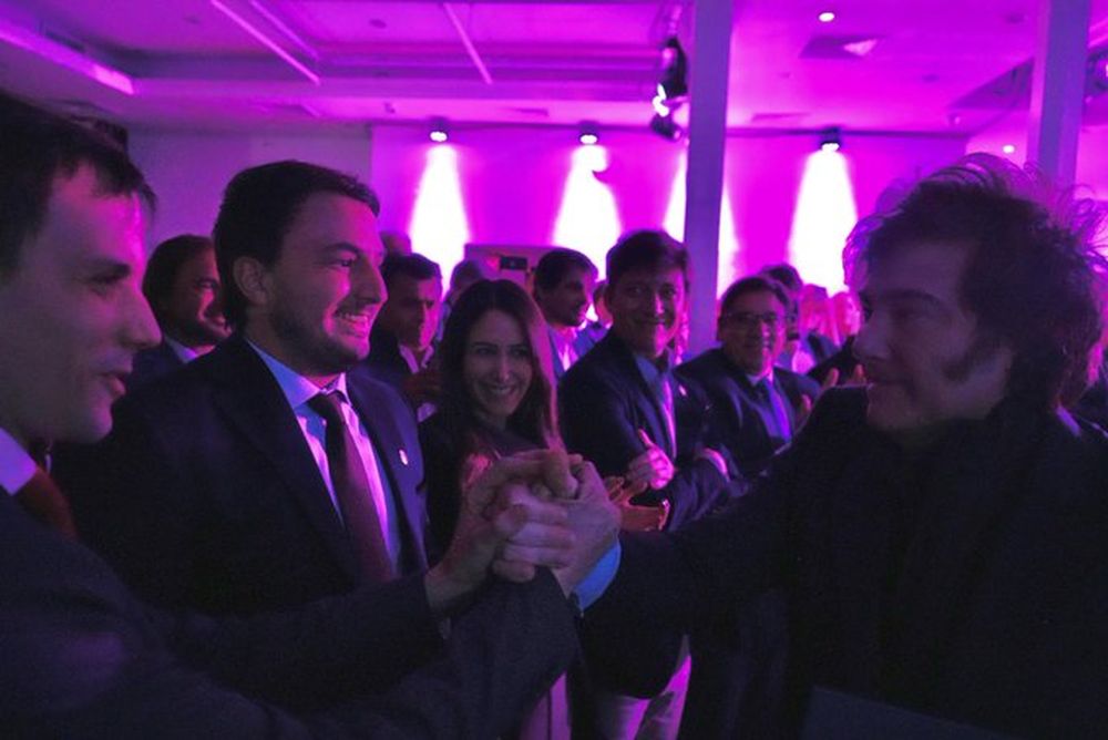 Santiago Caputo Javier Milei.jfif