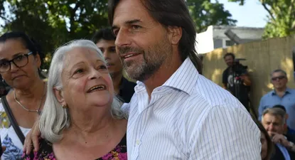 Lacalle Pou durante la inauguración de obras en el centro Tiburcio Cachón