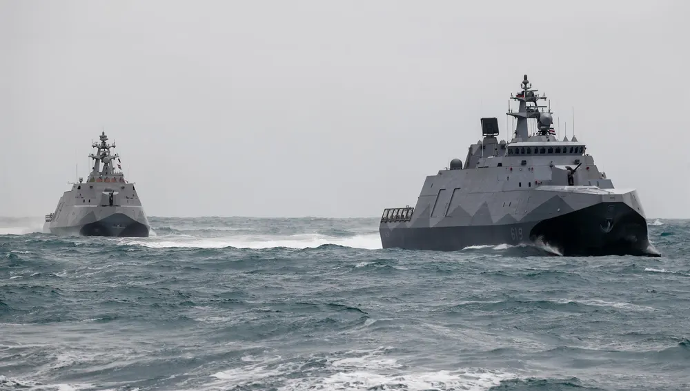 Buques chinos sobre las costas de Taiwan