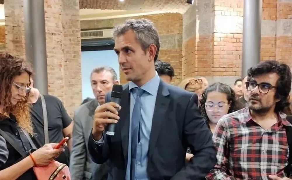 Martín Menem habló con periodistas parlamentarios