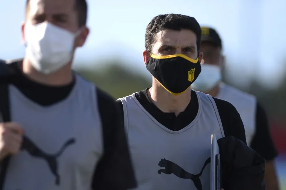 Mauricio Larriera se juega mucho ante Cerro Largo