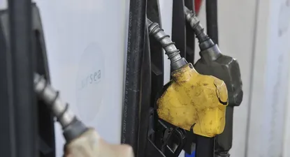 Presidente de Ancap aseguró que precio de los combustibles podría bajar en enero