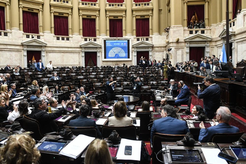 Antes de perder el control del Congreso, la oposición busca una última sesión en Diputados para el 19 de noviembre.