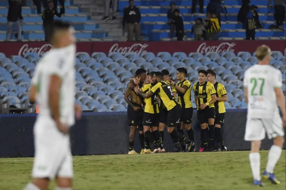 Peñarol vs Plaza Colonia