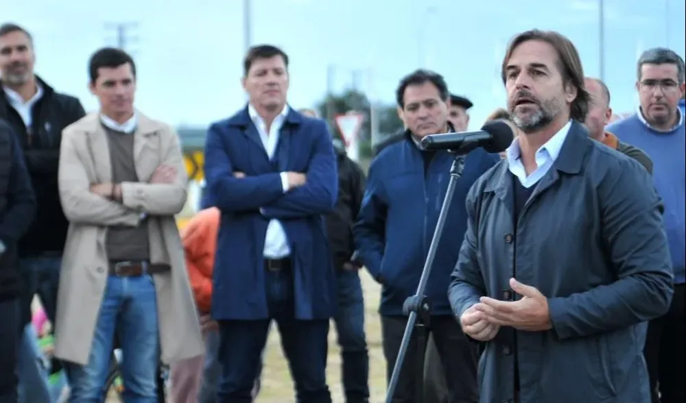 Luis Lacalle Pou en la inauguración de las obras en tramos de la ruta n.° 81