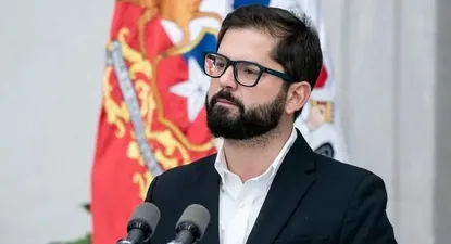 Boric irá a la asunción de Milei