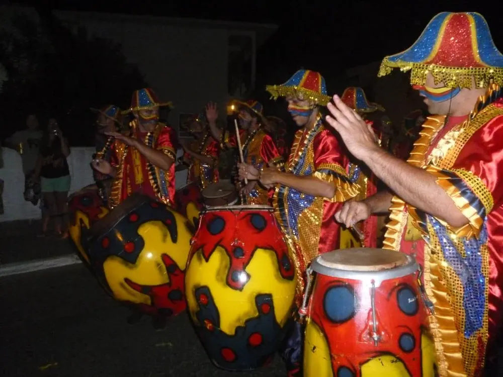 Los tambores de Swahili cautivaron en Floripa