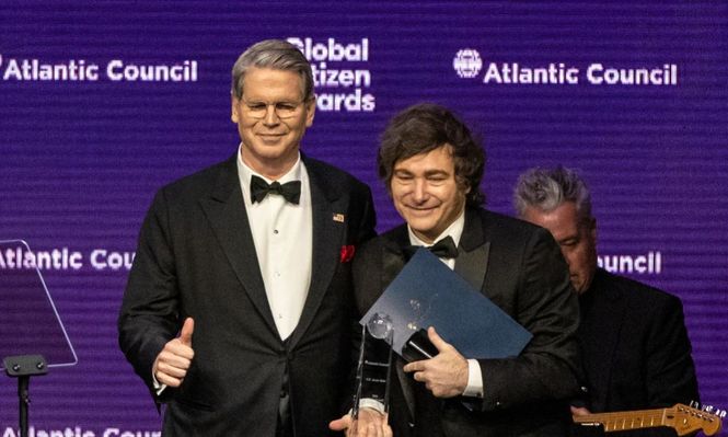 Bessent destacó el esfuerzo de Milei para revertir las décadas de declive de su país