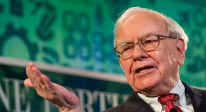 Empresa de Buffett perdió casi el equivalente al PIB de Uruguay en primer trimestre