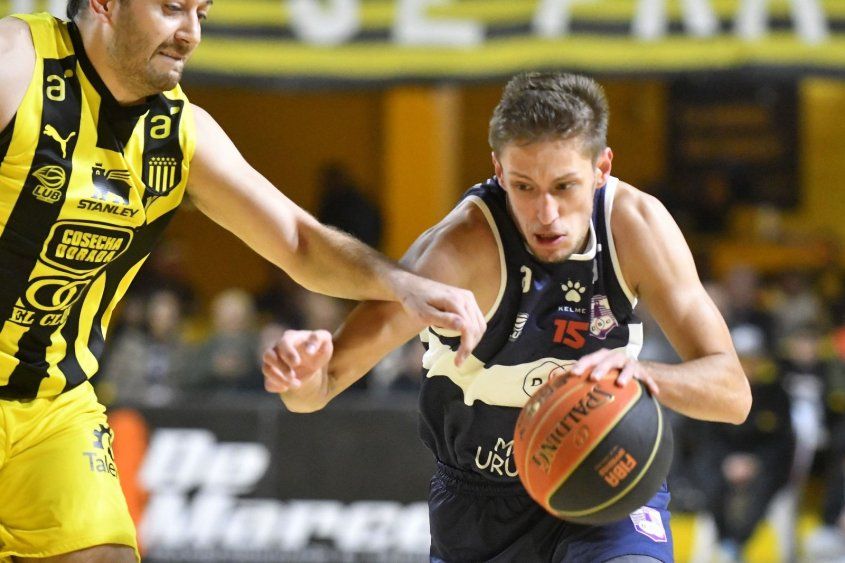 Facundo Terra en Defensor Sporting vs Peñarol