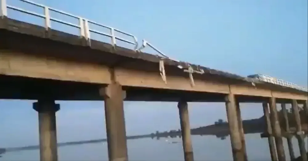Así quedó el puente de la ruta 3 tras el accidente