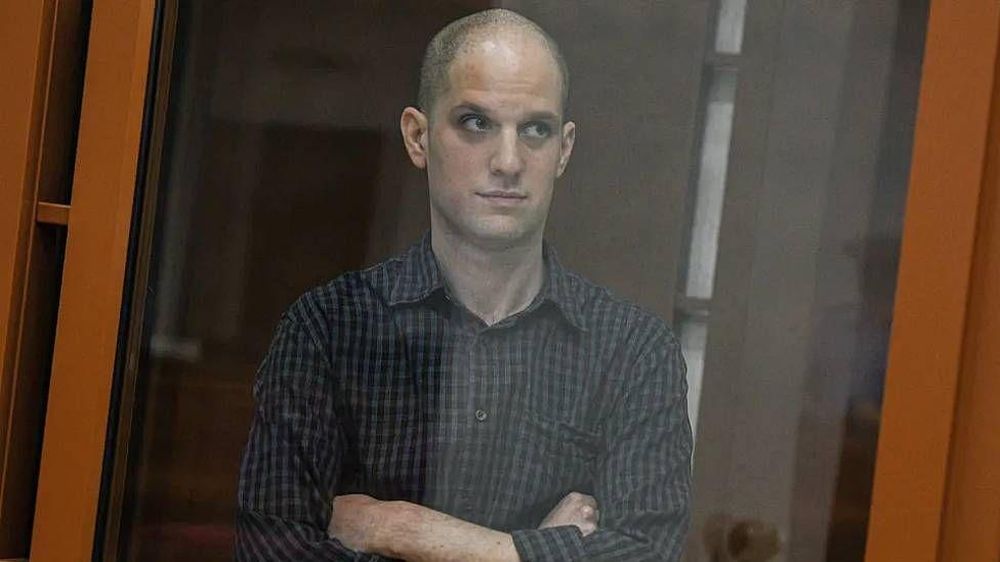 Los fiscales acusaron a Gershkovich, de 32 años, de actuar "bajo instrucciones de la CIA".