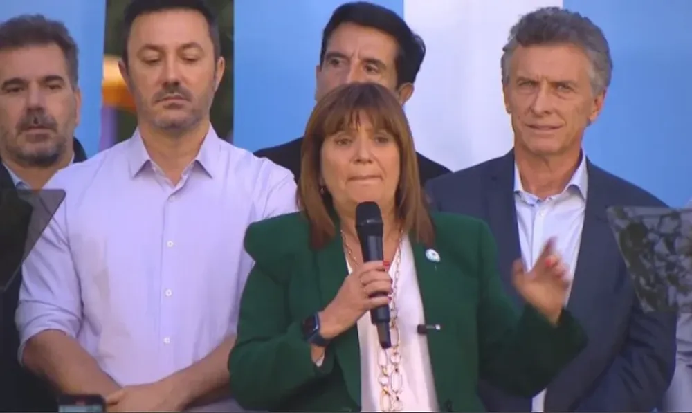 Cierre de Bullrich en Lomas junto a Macri y Larreta