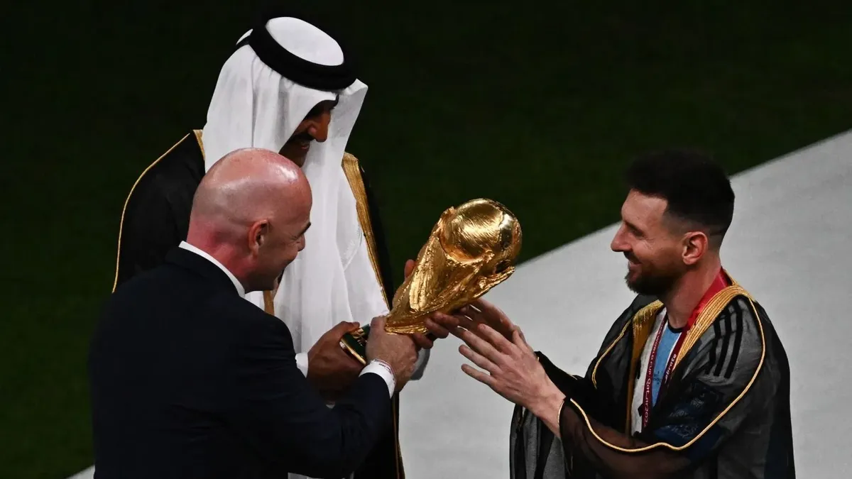 El presidente de FIFA confirmó que el Mundial de fútbol 2034 se jugará en Arabia Saudita