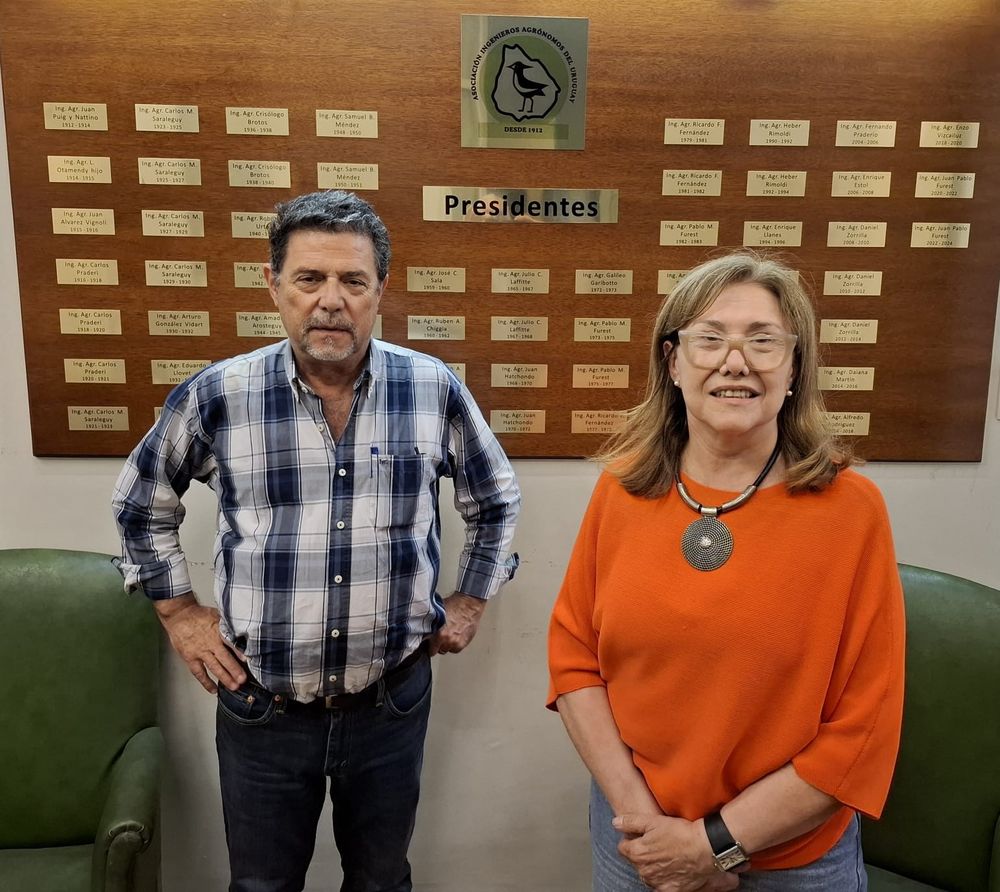 Asociación de Ingenieros Agrónomos: el presidente actual y la candidata a presidir la institución.