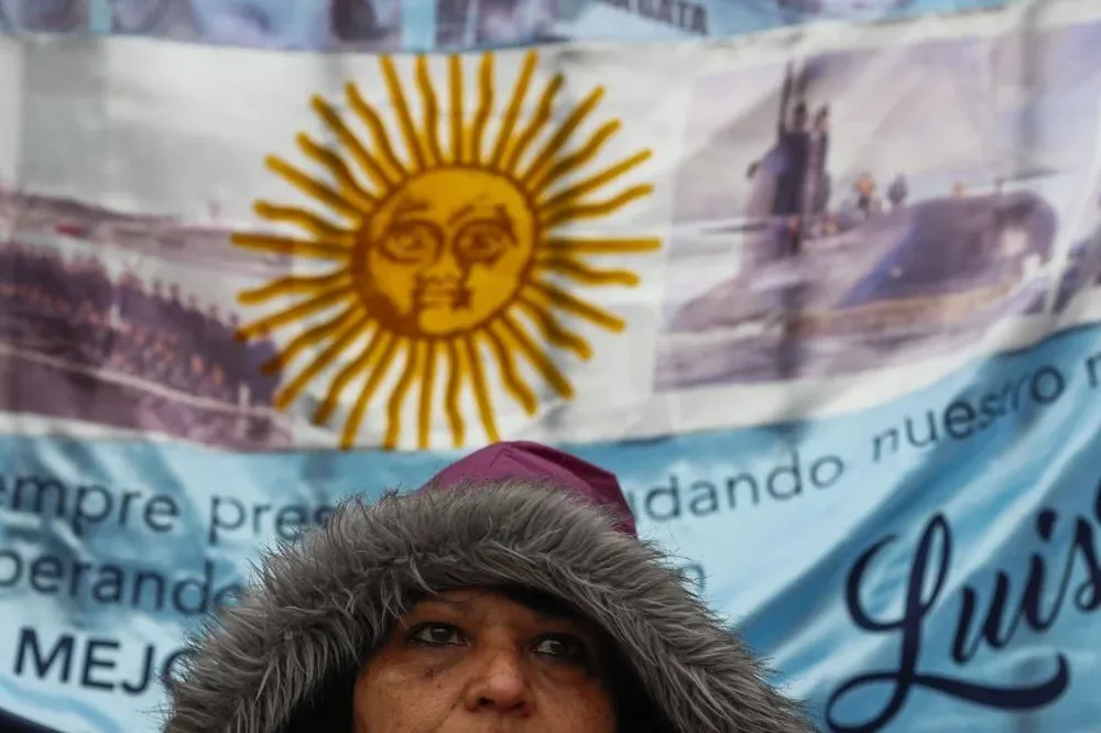 De no avanzar en las negociaciones con el gobierno argentino, los familiares de las víctimas del submarino ARA San Juan seguirán acampados en la histórica plaza.