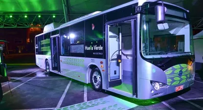 Presentación del ómnibus eléctrico de Buquebus, la semana pasada