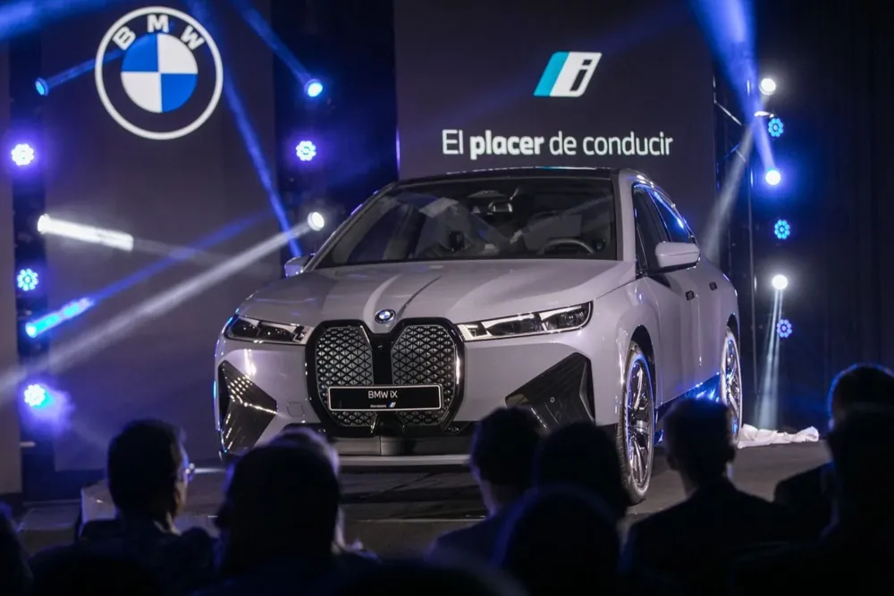 BMW Group entra en la segunda fase de su estrategia de electrificación rumbo a 2030 con este nuevo modelo