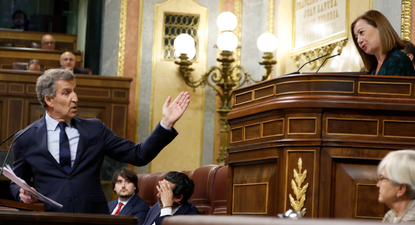 Alberto Núñez Feijóo y Francina Armengol en el Congreso de los Diputados.