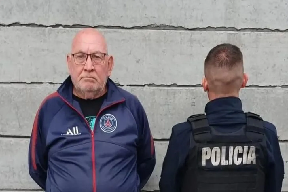 El policía retirado que mató a su vecino en Navidad por poner la música alta seguirá en prisión preventiva