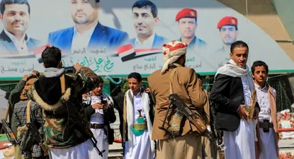 Los hutíes, que controlan amplias partes del Yemen desde el inicio de la guerra civil en 2014, lanzaron numerosos ataques contra el transporte marítimo en el mar Rojo.