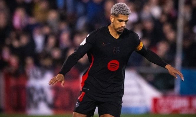 Video: Ronald Araujo volvió a jugar en Barcelona después de 7 meses; cómo le fue al zaguero de la selección de Uruguay
