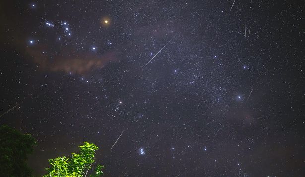 Imagen ilustrativa de una lluvia de meteoros. Archivo