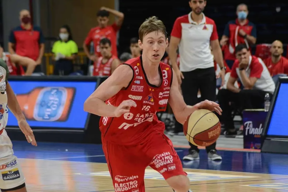 Mariani, 12 puntos y 4 asistencias