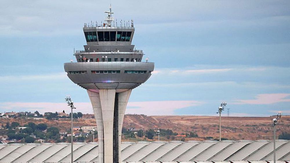 Torre de control del aeropuerto Adolfo Suárez de Madrid.
