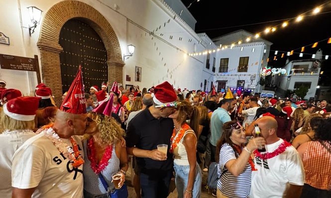 El pueblo andaluz que celebra la Nochevieja en agosto, en plena ola de calor y con miles de turistas