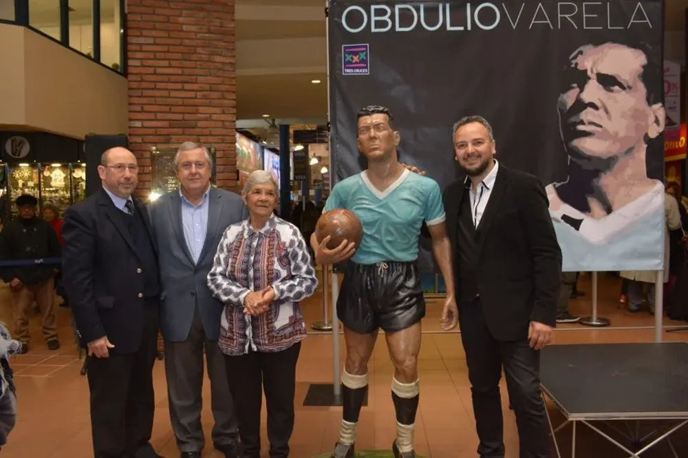 Alfredo Etchandy. Carlos Lecueder, Marta Varela y Alberto Saravia